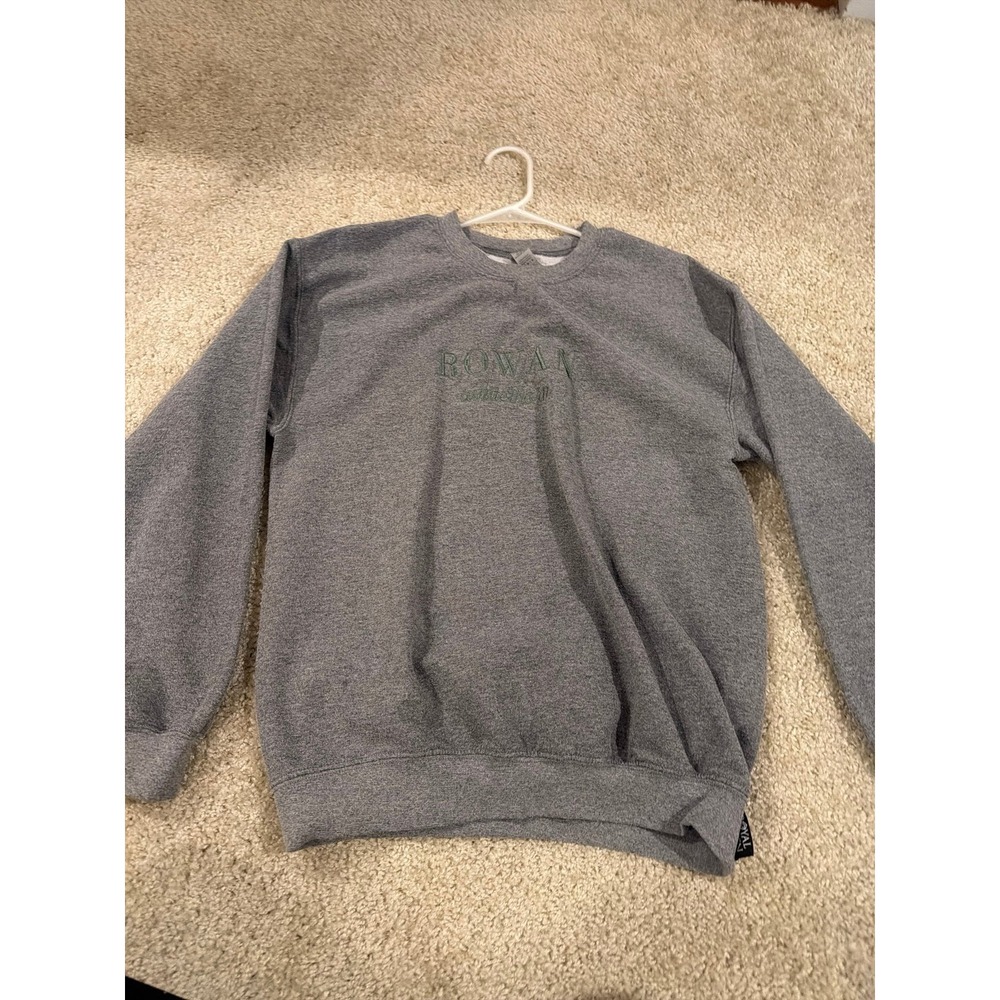 Gildan Throne Of Glass Rowan Whitethorn Embroidered Sweatshirt Gray Mens Size M